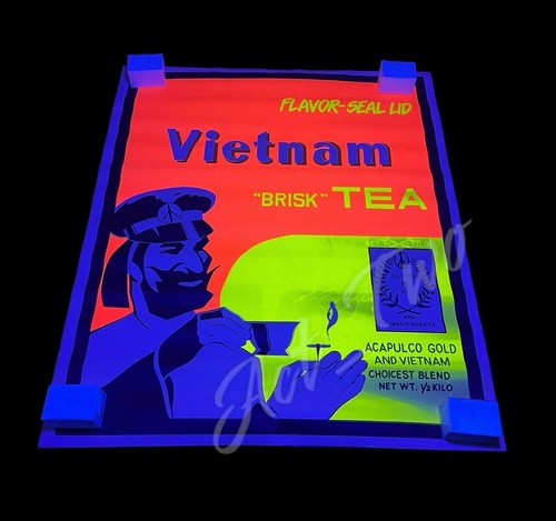 Original Vintage Vietnam Brisk Tea Acapulco Gold 23”x26.5” Blacklight Poster - Picture 1 of 5