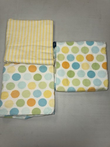 Vintage LotMCM Baby Blanket Hooded Towels Crib Sheets Boys Swaddle me Hat Socks - Picture 5 of 10