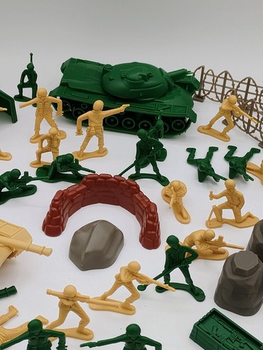 Adventure Force Bucket 100 Piezas Figura Ejército Juego Juguetes - Imagen 3 de 11