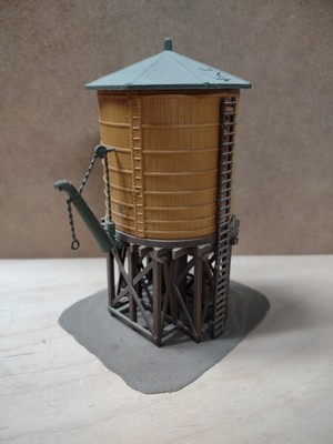 HO scale Tyco-Kit / Pola  Assembled  Water Tower Vintage Late 70s