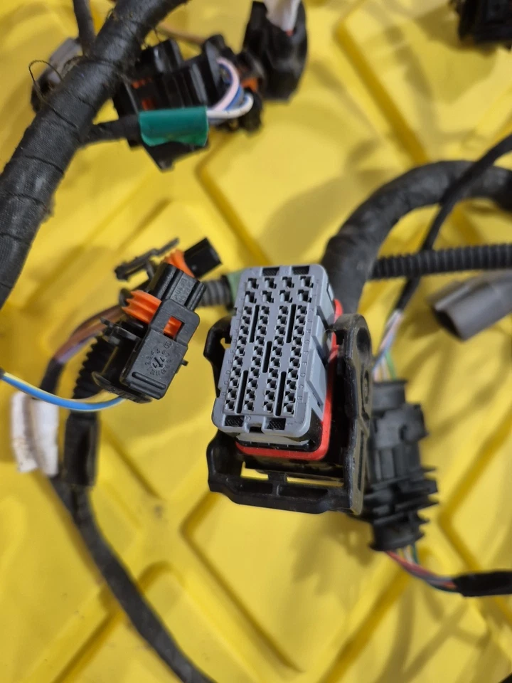 12 Can Am Spyder RT Roadster Sub Wire Wiring Harness 710001865 - Image 2 of 4