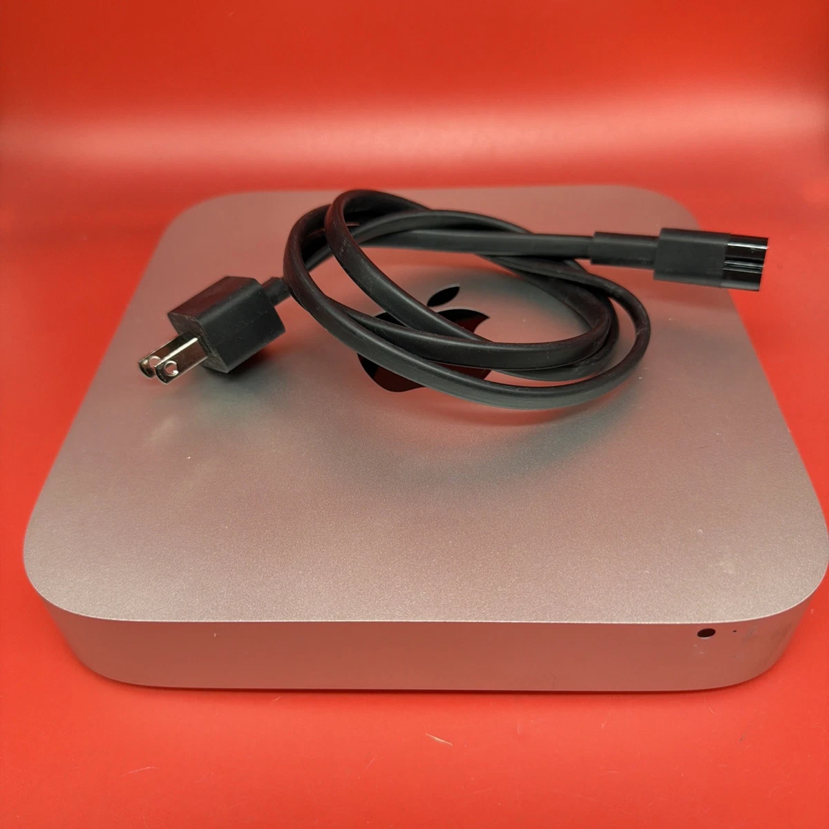 Apple Mac mini 4 GB RAM Apple Desktops 500 GB SSD Capacity-In-One