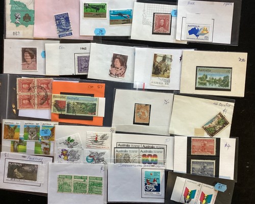 AUSTRALIA ex dealers stock in 137 packets, priced to sell at $270  quantity (Z6) - Picture 2 of 7