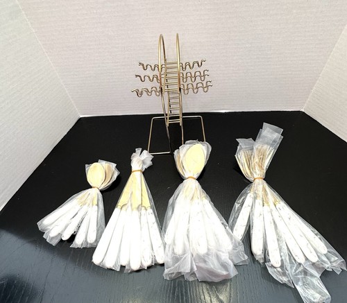 Cutlery Set 24pcs Stainless Steel Gold With White Marble Pattern Handle - Picture 2 of 7