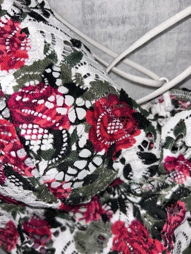 Victoria's Secret Floral Satin and Lace Bralette Womens Size Medium - Picture 2 of 4