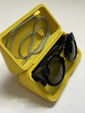 Snap Inc. Snapchat Spectacles Glasses Black Original with Charging Cable