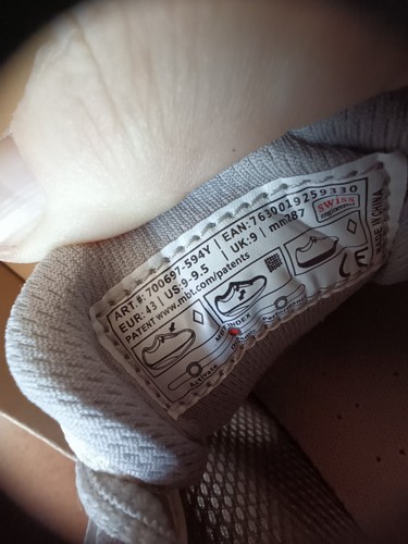 MBT Zapatos Mujer 9-9.5 Nuevos Nunca Usados Sin Caja Es Un Color Gris Claro NO Blanco - Imagen 5 de 6