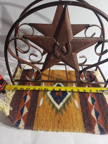 Western  Magazine  Rack With  Star And Horse Shoe With A Horse Head In Middle  - Picture 6 of 7