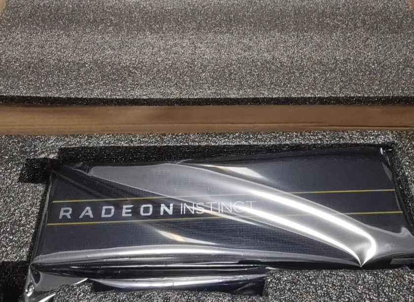 レ*ア様 AMD Radeon Instinct MI50 グラフィックボード レ*ア様 AMD Radeon Instinct MI50 グラフィックボード - メルカリ