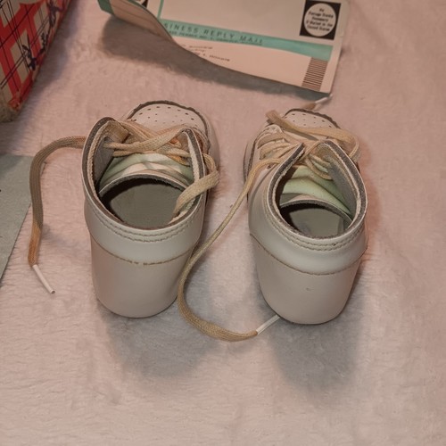 Wee Walker Baby Crib Shoes. White High Shoe, With Box And Paperwork Size 0 - Picture 6 of 19