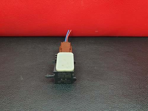 Kia Carens GS5 2008 Aufprallsensor mit Stecker 95920-1D000 - Bild 3 von 6