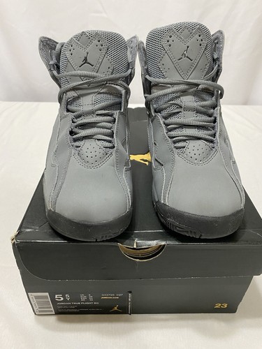 Nike Air Jordan True Flight BG Sz 5.5 (kids) - Picture 2 of 7