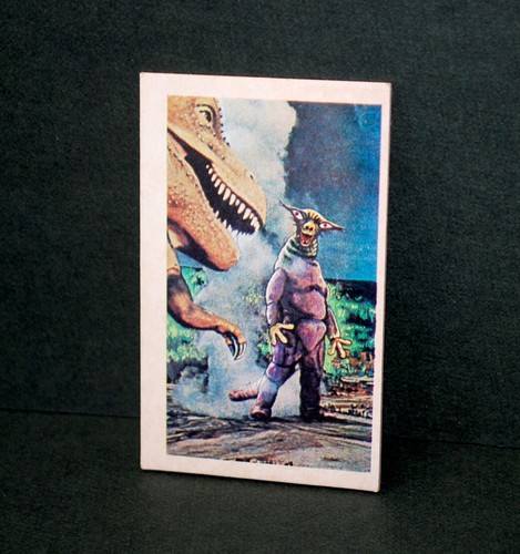 Menko Monster Tourists - Carta collezionabile Space Alien Milmedes Yokpro 1972 - Foto 2 di 5