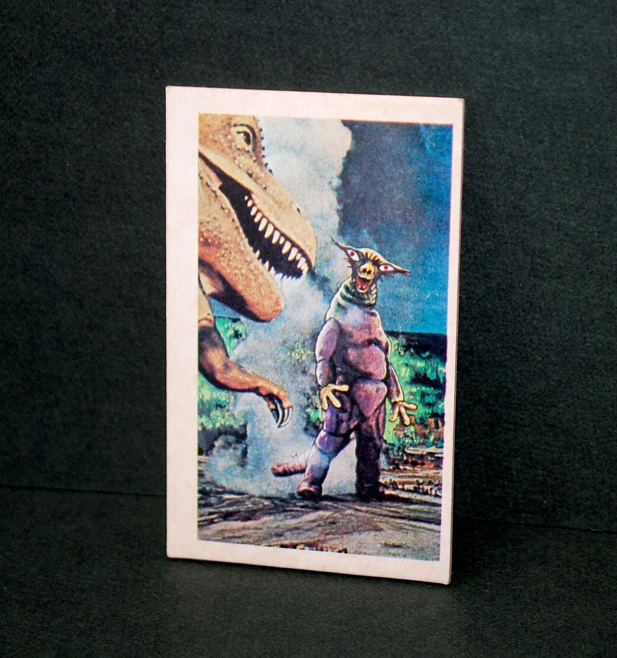 Menko Monster Tourists - Space Alien Milmedes Trading Card Yokopro 1972 - Image 2 of 4