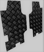 LAND ROVER DEFENDER 90/110 BLACK REAR QUARTER PANEL CHEQUERPLATE COVERS - PAIR