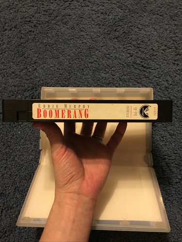 (Boomerang 1992 VHS) Starring Eddie Murphy, Robin Givens, & Halle Berry! VINTAGE - Picture 6 of 7