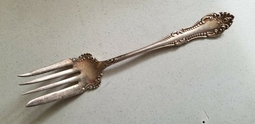 ANTIQUE VINTAGE Collectible SERVING FORK 8" WM A ROGERS A1 SILVER PLATE-
