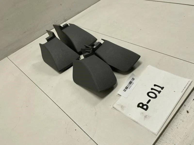 Ford Fivorent 2007 asiento delantero/trasero izquierdo/derecho pie inferior cubierta de moldura del piso Foto 3 de 4