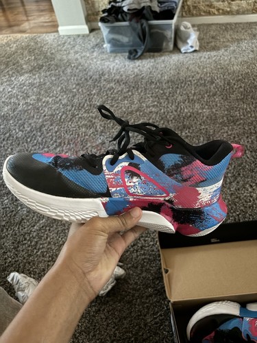 under armour shoes - Picture 6 of 6