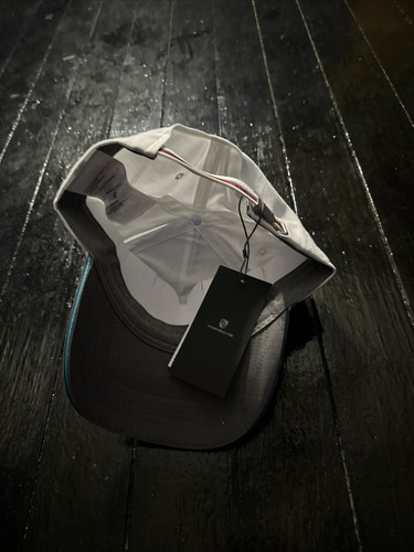 PORSCHE DESIGN 75 Anno Ufficiale 2023 Cappello Riunione Logo Porsche Macchiato - Foto 5 di 5