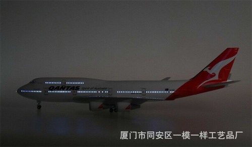 1/150 Australian Airlines Boeing 747 Avión Modelo Modelo Juguete Regalo con Luz - Imagen 11 de 12