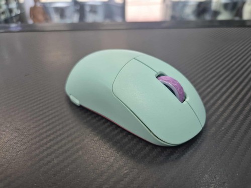 Mouse da gioco wireless Xtrfy M8, Frosty come nuovo, usato, imballato, consegna veloce - Foto 4 di 16