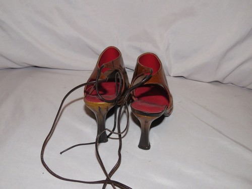 Tacones Melian charol punta puntiaguda cebra rayas tigre correa al tobillo talla 8M - Imagen 5 de 6