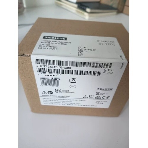 New Siemens S7-1200 Digital IO SM 1223 6ES7223-1BL32-0XB0 6ES7 223-1BL32-0XB0 - Picture 1 of 3