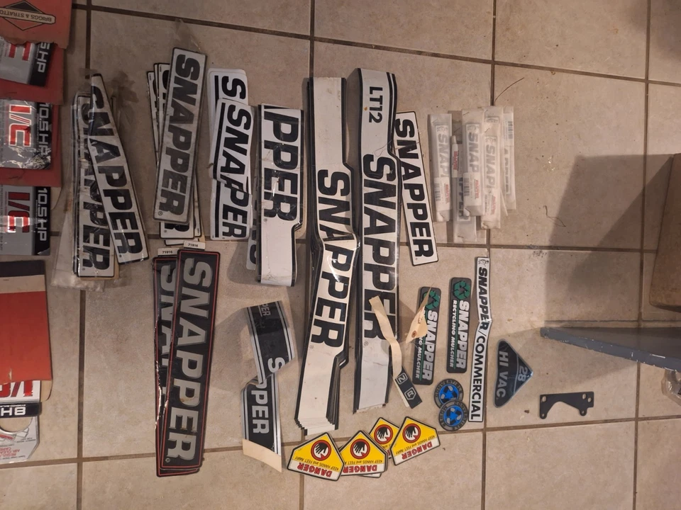 Lote de piezas para cortadora de césped Snapper Foto 2 de 4