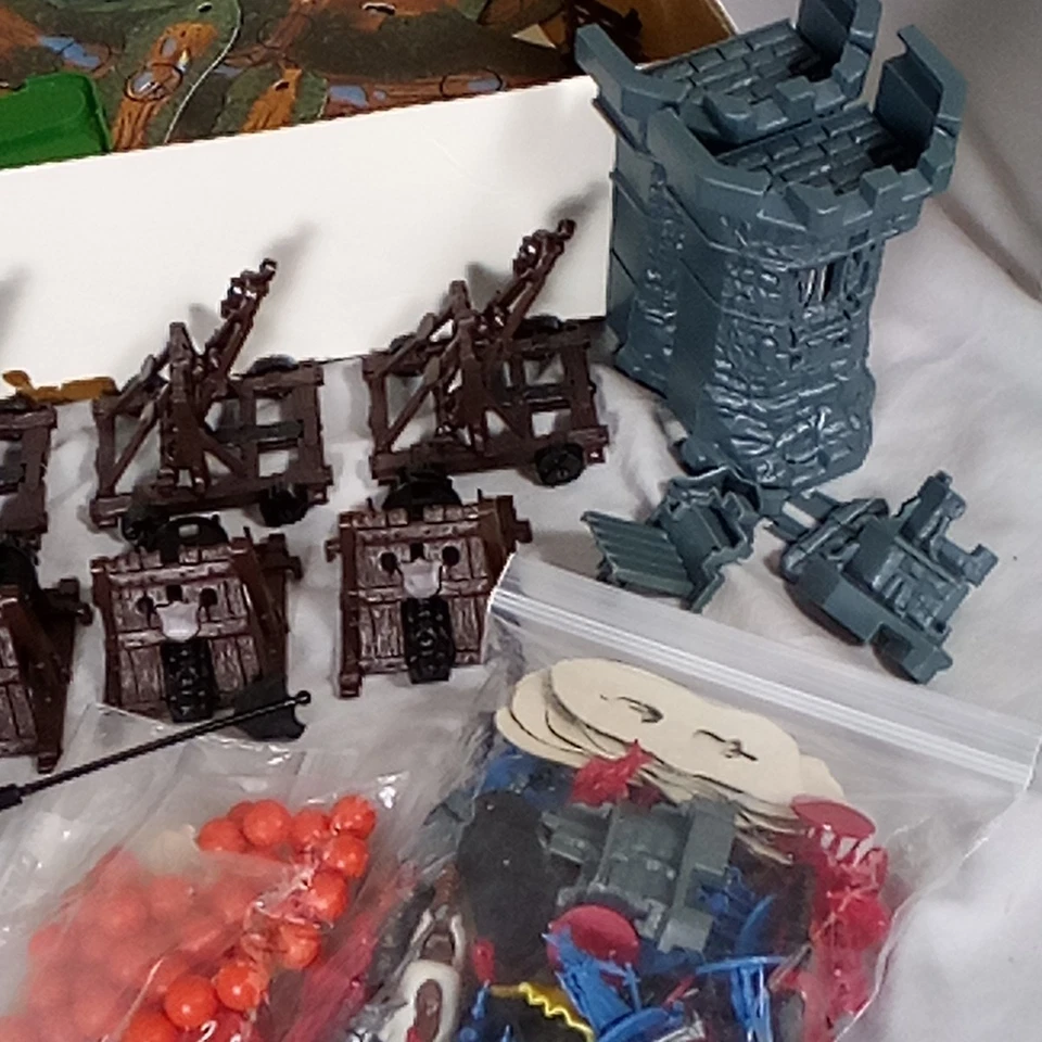 武器和勇士城堡战斗套装 Pressman 游戏 — 第 4/4 张图片