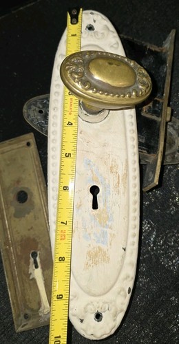 Antique Solid Brass Victorian Goth Gilded Lock Door Knob Lock & Backplate 1900’s - Picture 8 of 11
