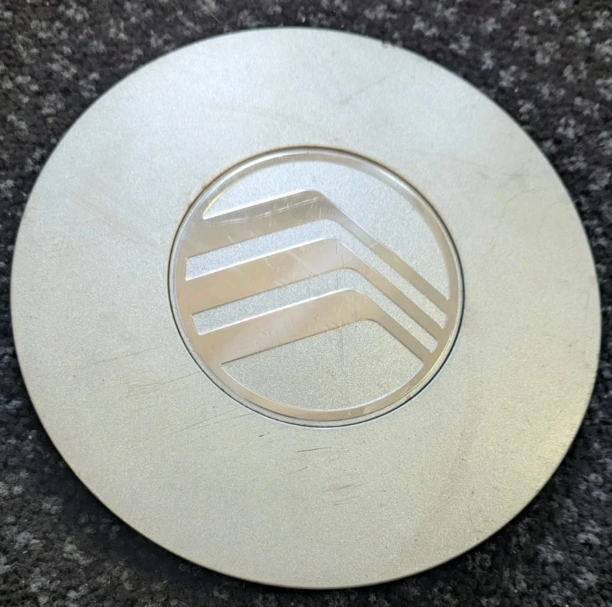 Tapa central de rueda de aluminio Mercury Sable 1996-1998 15 pulgadas #F6dc-1A096-BA Foto 4 de 4