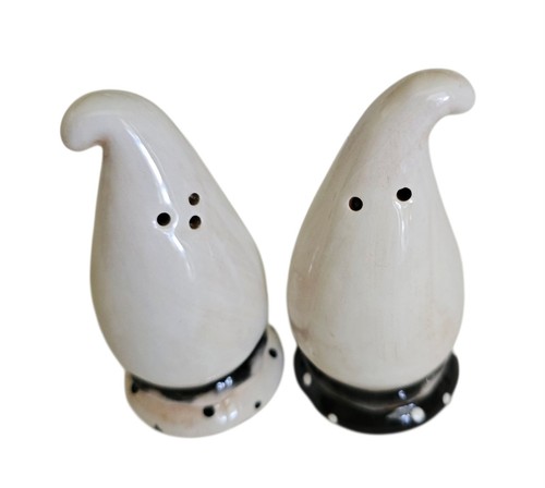 Johanna Parker Black & White Halloween Ghost Salt & Pepper Shakers Set of 2 - Picture 4 of 8