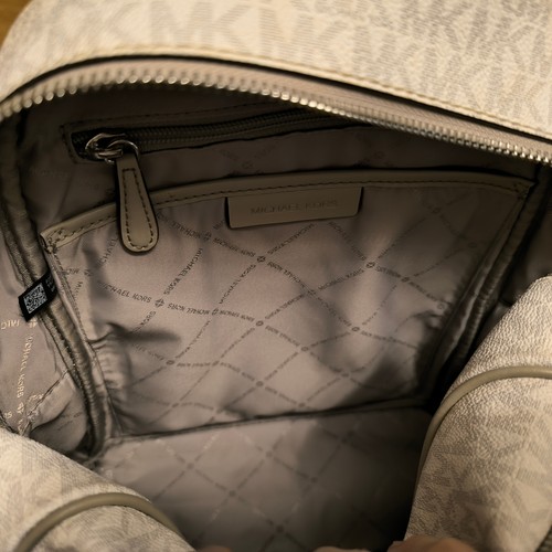 Michael Kors Rucksack Abbey Medium - Bild 13 von 14