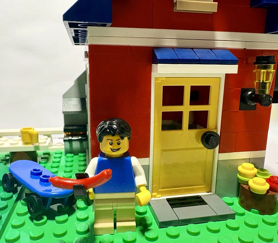 LEGO Creator 31009 Small Cottage, photo 3 of 5