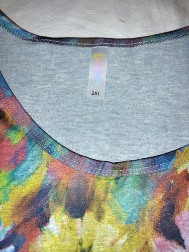 LuLaRoe Lynnae Long Sleeve Shirt Top Size XX Large NWT XXL Painted Flowers NEW - Picture 4 of 5