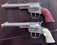 2 Vintage RARE HUBLEY "Rodeo" 1950's Die Cast Toy Cap Gun Tortoise Ivory Handle