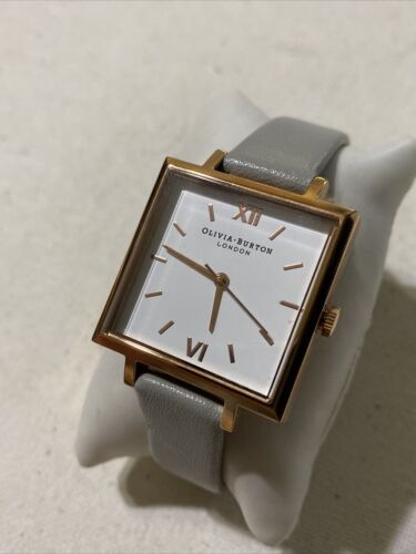 Olivia Burton London OB037 Ladies Rose Gold Tone Square Watch New Battery - Picture 2 of 5