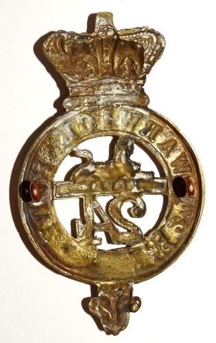 DISTINTIVI BERRETTO MILITARE BRITANNICO, 24°, 2° Reggimento di Piede Warwickshire 1874-81 - Foto 2 di 2