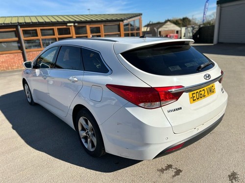 2012 Hyundai i40 1.7 CRDi Blue Drive Style Estate 5dr Diesel Manual Euro 5 (s/s) - Picture 5 of 13