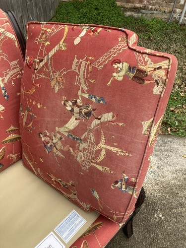 Henredon. Quality Product. Vintage French LOUIS HENREDON. Comfortable Chair! - Picture 4 of 12