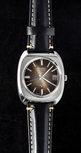 Seiko Men's Automatic (6118-7010) Silver Dial Watch -- Working, 37x37mm Case - Picture 8 of 9