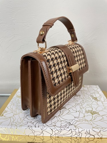 Women's Houndstooth Top Handle Handbag Crossbody Handbag - Picture 15 of 31