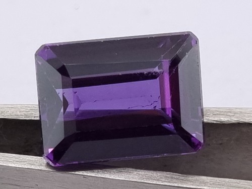 Natural EGL Certified 7.48 Ct Emerald Cut Color Change Alexandrite Gemstone - Picture 3 of 6