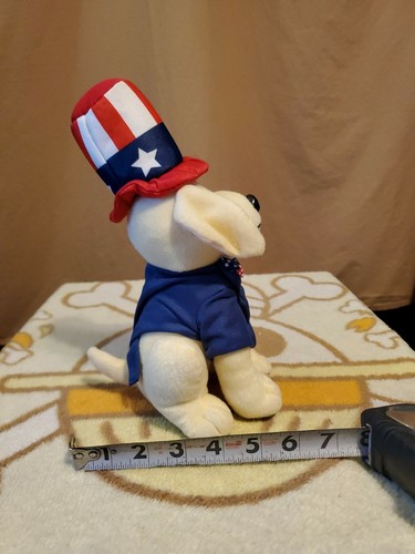 2019 Raising Cane's Limited Edition Approx 8" Stars & Stripes Plush - Picture 3 of 12
