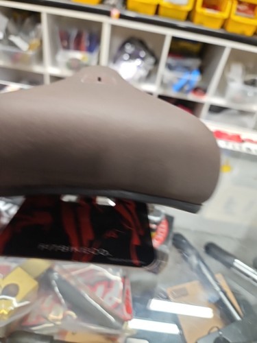 ASIENTO DE TABURETE DE BAR ADECUADO MARRÓN CHOCOLATE PIVOTAL BMX ASIENTO DE BICICLETA AJUSTE SE WTP FLY KINK NUEVO - Imagen 3 de 7