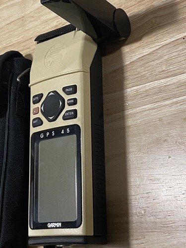 GARMIN MARINE GPS 45 PERSONAL NAVIGATOR - MOBILE HIKING BIKING GEOCACHING - Picture 8 of 16