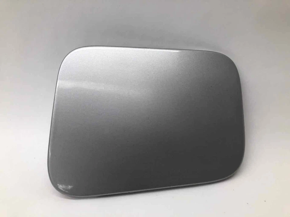 04 05 06 07 08 09 10 11 12 2011 Galant Fuel Tank Door Gas Cap Silver Pearl U04 - Image 2 of 4