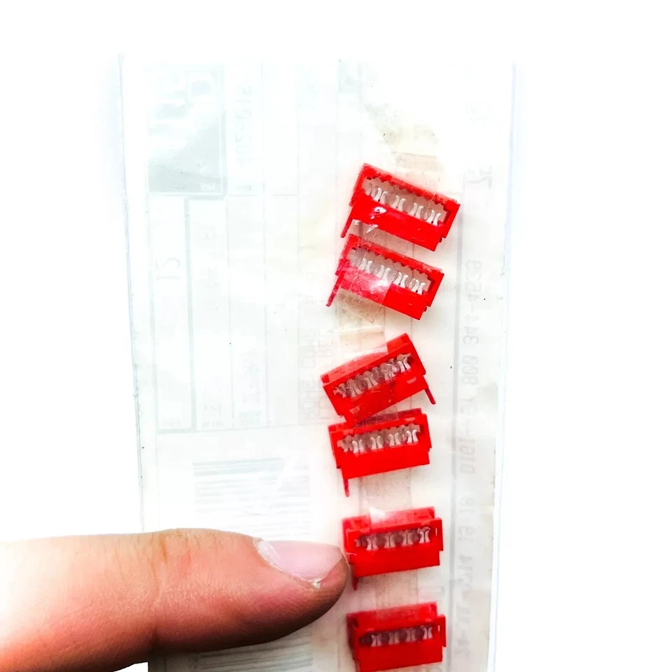 TE Connectivity AMP 7-215083-8 IDC Connector 8 Position Cable to Board, 9 Pcs - Image 3 of 4