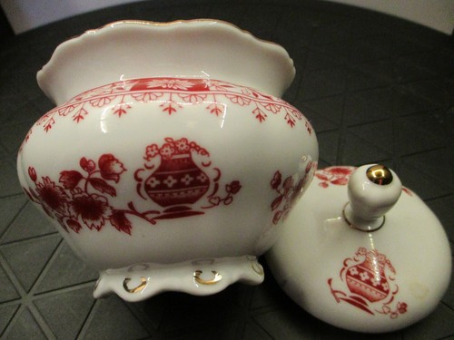 Eine Seltmann Weiden Theresia Zuckerdose mit rotem Deckel in sehr gutem Zustand - Bild 3 von 3